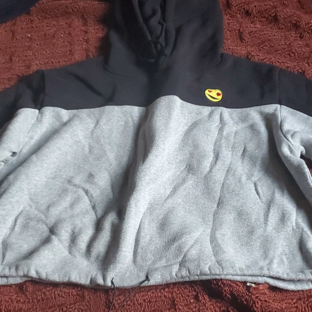 Crop hoodie